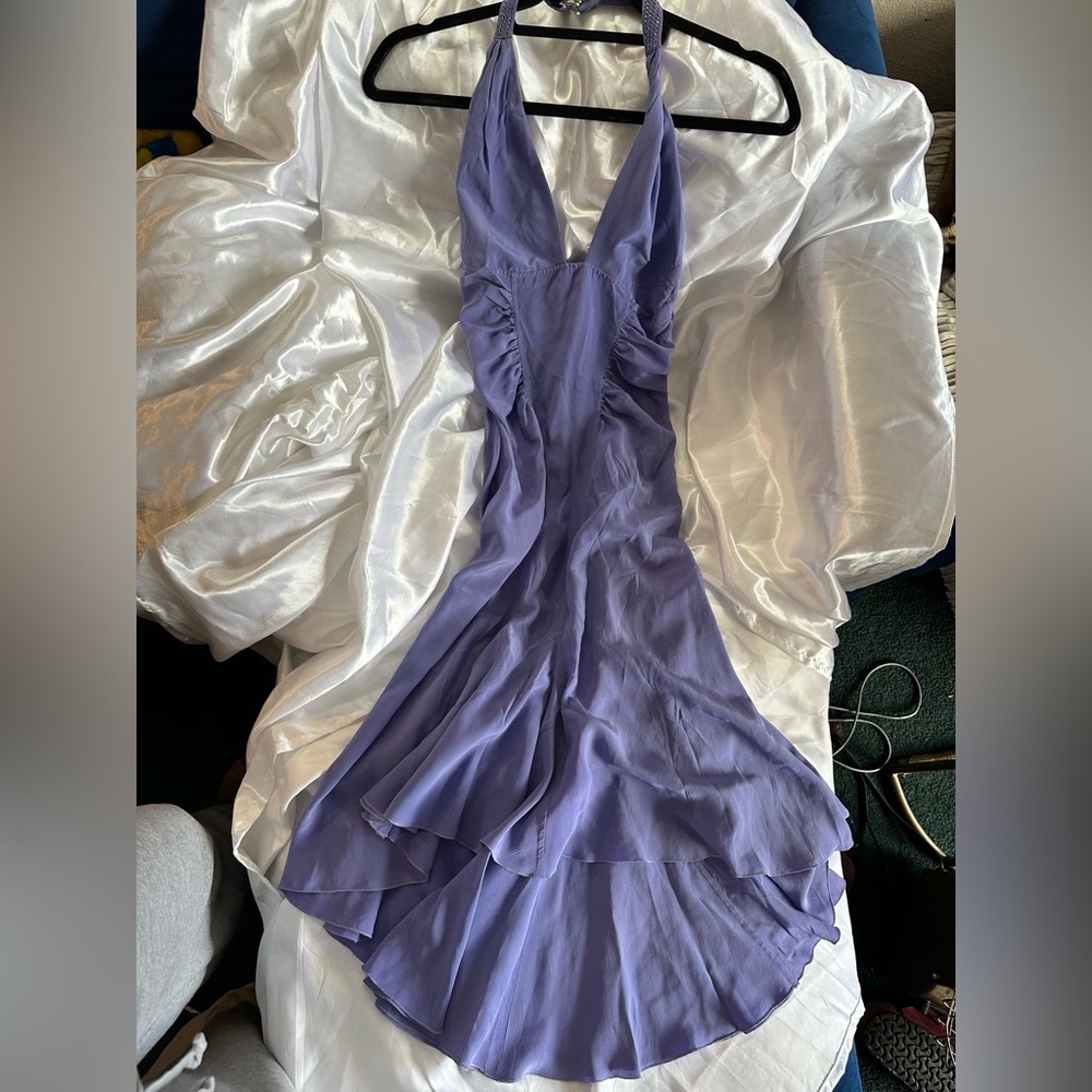 💜SOLD💜Versace silk purple V-Neck y2k dress
Designed in SS 2005